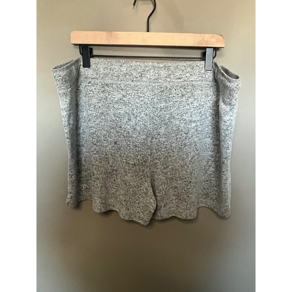 NCAA Heathered Grey Lounge Shorts Womens XXL Drawstring Comfort Sleepwear - Picture 4 of 6